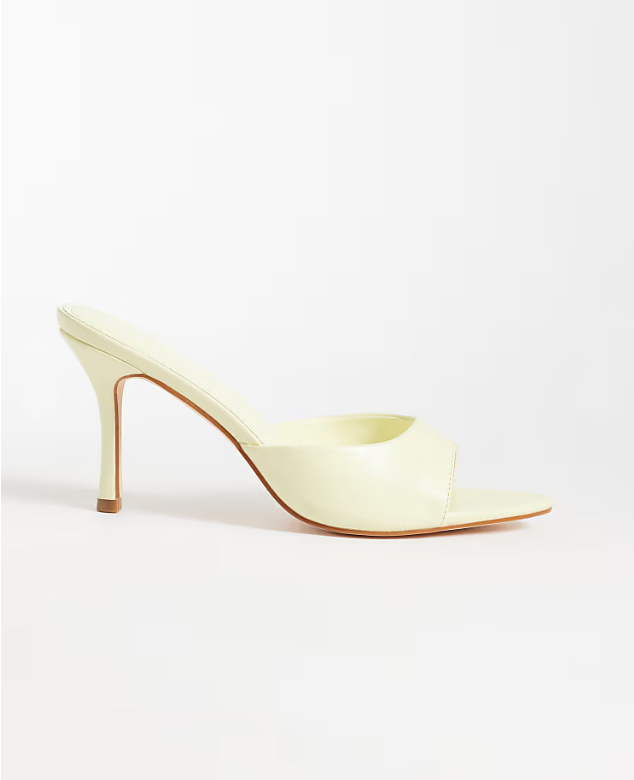 elegantné maslovožlté sandále