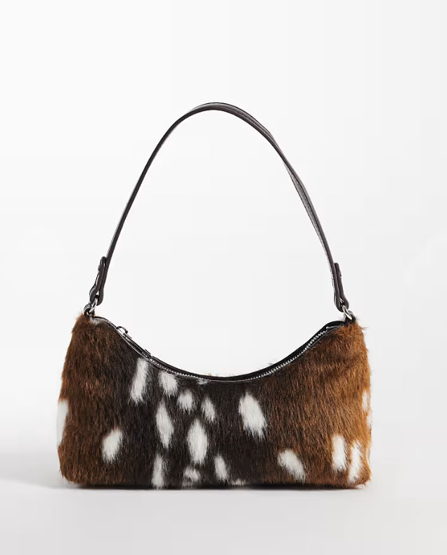 dámska chlpatá kabelka so srnčím vzorom