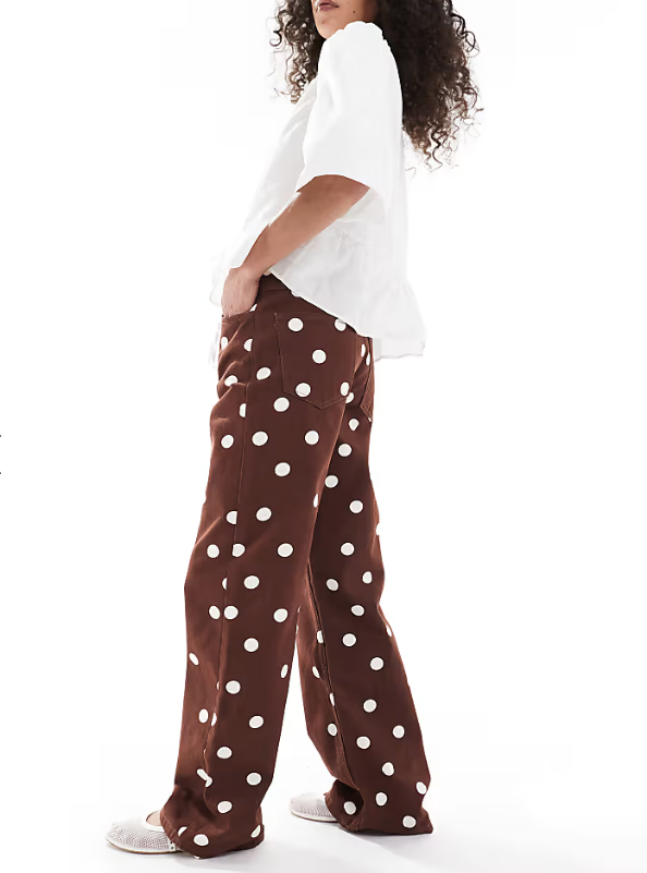 dámske hnedé bodkované rifle