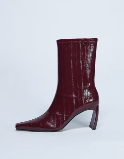 dámske lakované vínové čižmy